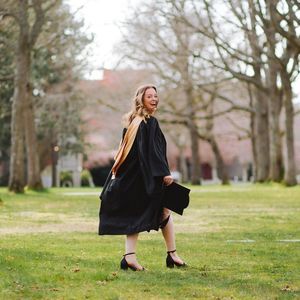 Meet your Posher, Emma